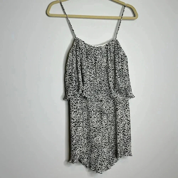 impeccable pig Leopard Print romper - Picture 2 of 9